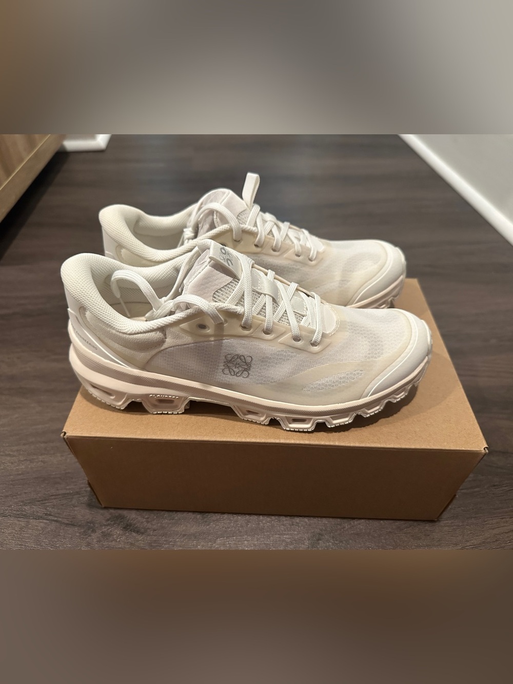 Loewe x On Cloudventure 2 Sneakers Eggshell - Picture 2 of 12